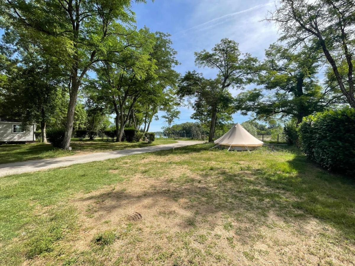 Camping Les Portes De Sancerre Saint-Satur المظهر الخارجي الصورة