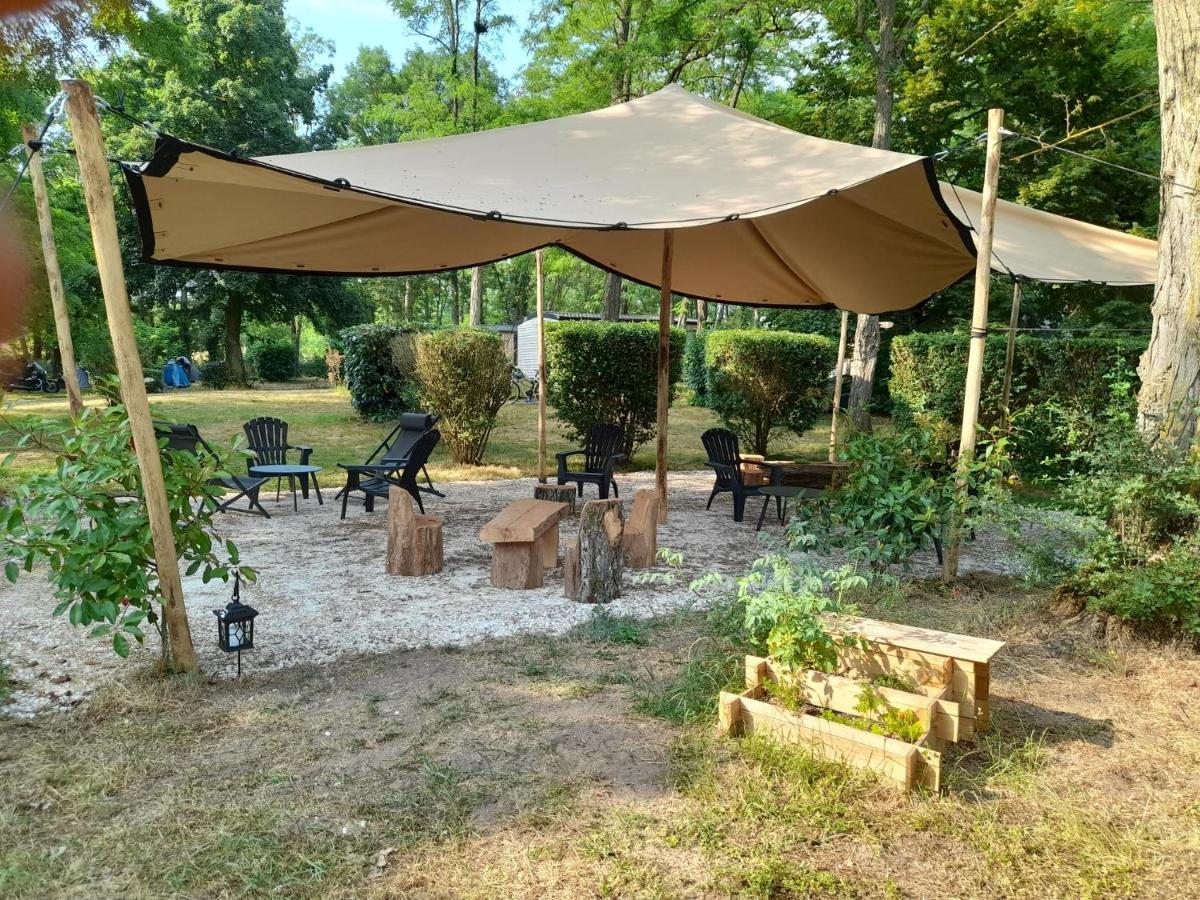 Camping Les Portes De Sancerre Saint-Satur المظهر الخارجي الصورة